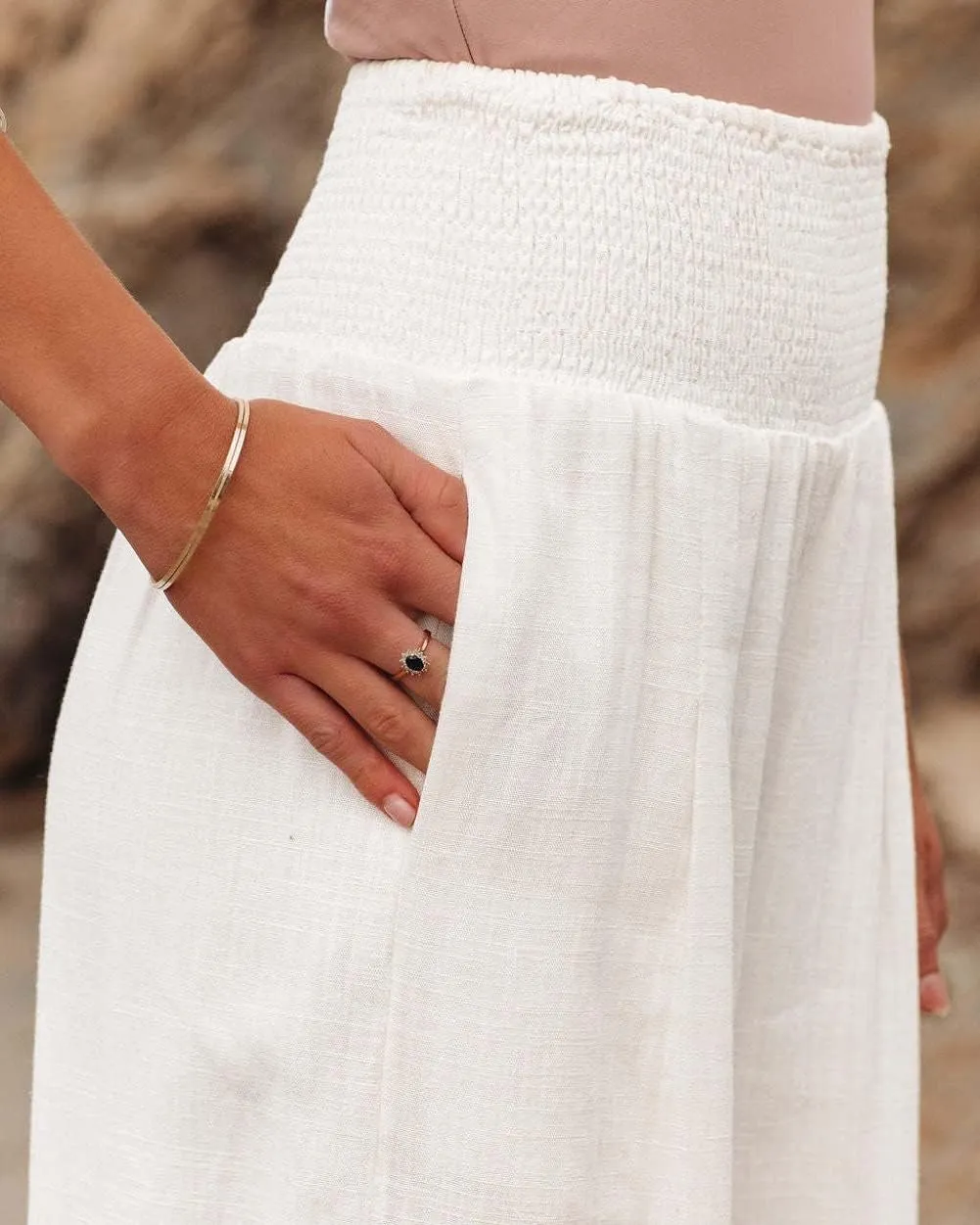 CHARTOU Women's Lightweight Smocked High Waist Straight Leg Cotton Linen Palazzo Beach Pants